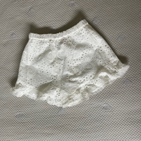 Zimmermann Other - Zimmermann Kids Girls Eyelet Juniper Flounce Cotton Shorts, Size 6, White Color